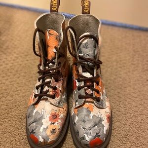 Floral Dr Martens